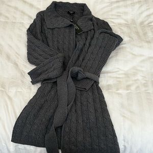 Women’s grey comfy sweater